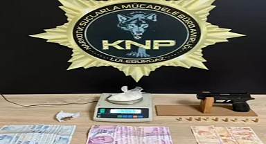 Polisi görünce araçtaki uyuşturucuları atan 3 şüpheli tutuklandı