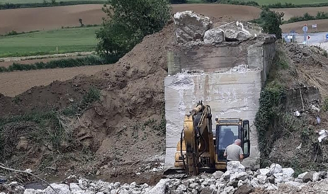 Köprü ve Menfez Yenileme Çalışmaları Başladı