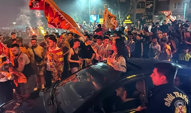Trakya'da Galatasaray taraftarları şampiyonluğu kutladı