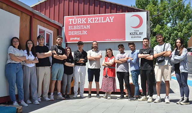 Afetzede Öğrenciler YKS'ye Kızılay Kütüphanesi'nde Hazırlandı