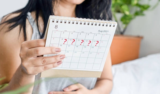 Regl Ağrıları ile Başa Çıkmanın Yolları Nedir?