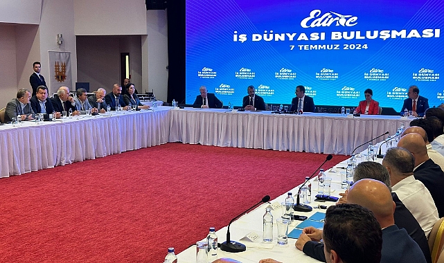 CUMHURBAŞKANI YARDIMCIMIZ SAYIN CEVDET YILMAZ VE VALİMİZ YUNUS SEZER İŞ İNSANLARI İLE BİR ARAYA GELDİ