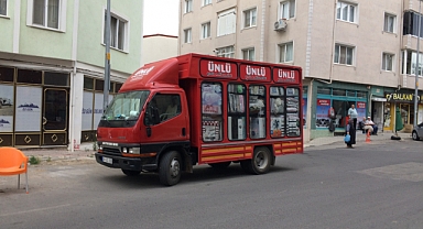 DİJİTAL ÇAĞIN GÖLGESİNDE KÖY PAZARLARININ UNUTULMAZ FİGÜRLERİ: ÇERÇİLER