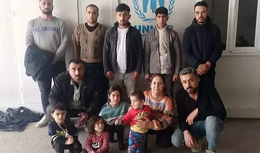 EDİRNE'DE 23 KAÇAK GÖÇMEN İLE 1 ORGANİZATÖR YAKALANDI