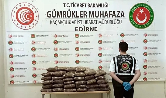 Edirne'de son 1 ayda, 1 ton 108 kilo 798 gram uyuşturucu ele geçirildi