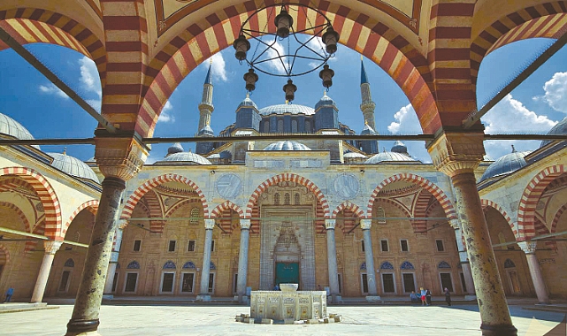 SELİMİYE CAMİ: USTALIK ESERİ