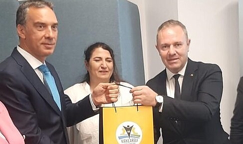 Kırklareli Ticaret Odası Başkanı, Bulgaristan'da Sınır Kapıları Modernizasyon Toplantısında