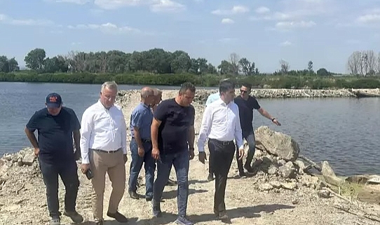 MERİÇ NEHRİ’NE DENİZ SUYU KARIŞMAMASI İÇİN SETLİ ÖNLEM