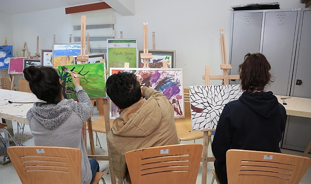 Türkiye'de Çocuk Bakımında Yeni Dönem: Ev Tipi Çözümler ve Nitelikli Hizmet