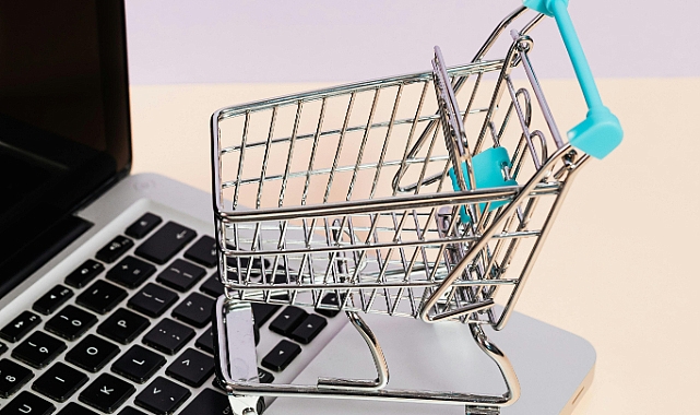 E-Ticarete Başlamak: Dünya Genelindeki Faydaları ve Popülerliği