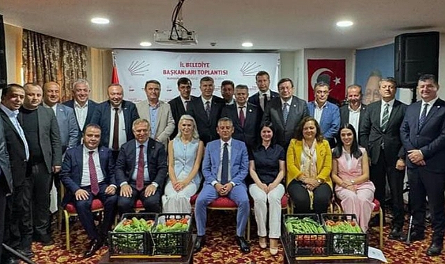 EDİRNE BELEDİYE BAŞKANI AV.FİLİZ GENCAN AKIN, BURDUR’DA DÜZENLENEN İL BELEDİYE BAŞKANLARI TOPLANTISI’NA KATILDI