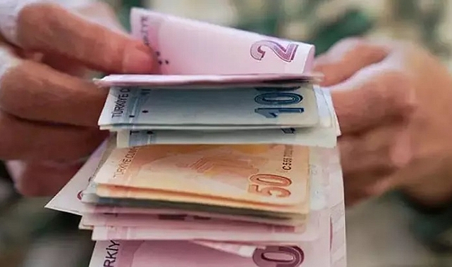 En düşük emekli maaşını 12 bin 500 liraya çıkaran düzenleme Resmi Gazete’de