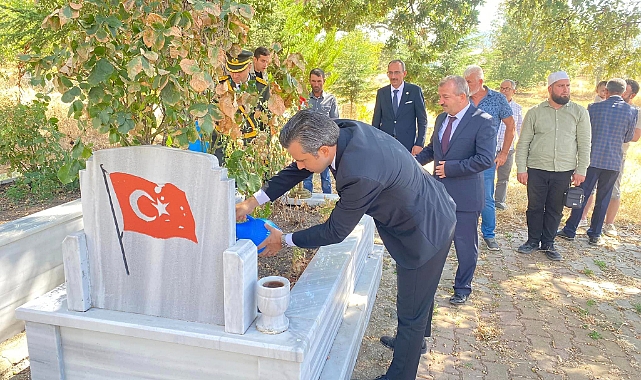 Kofçaz'da 30 Ağustos Zafer Bayramı: Şehitlik Ziyaretiyle Anıldı