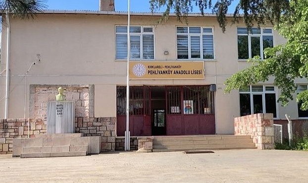 Pehlivanköy Anadolu Lisesi, 2024 Dönemi Başarı Listesini Açıkladı!