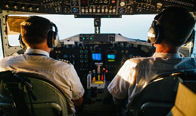 Pilotluk Mesleği: Gökyüzünde Yükselen Kariyer Fırsatları
