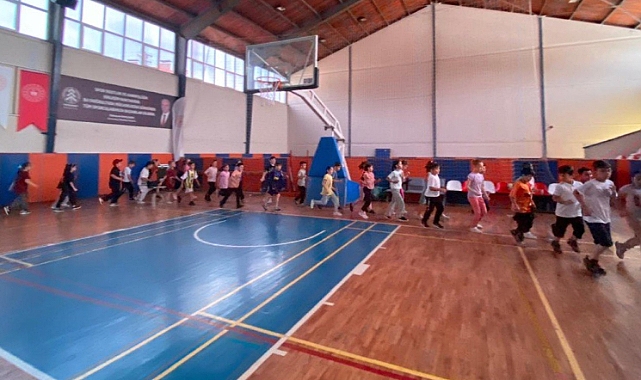 TÜRKİYE'DEKİ İLK "SPOR ORTAOKULLARI" YENİ EĞİTİM ÖĞRETİM DÖNEMİNDE AÇILIYOR