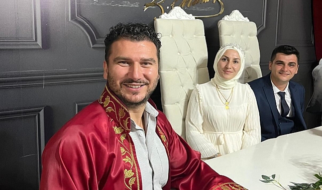 Babaeski Belediye Başkanı Dr. Fırat Yayla'dan Yeni Çifte Mutluluk Dileği