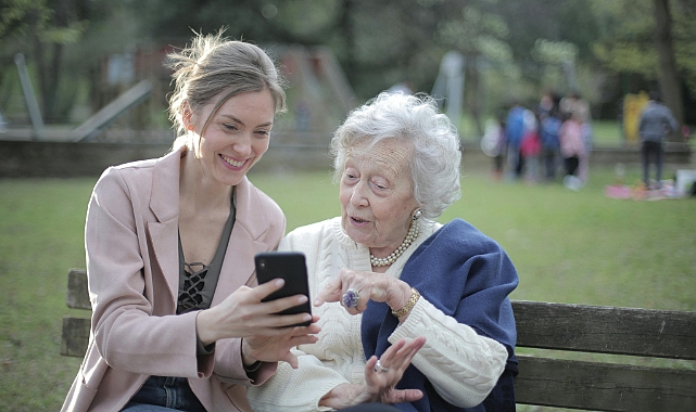 Dünya Alzheimer Ayı'nda Kırklareli Eğitim ve Araştırma Hastanesi'nden Bilgilendirme