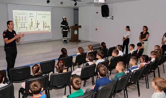 İTFAİYE ERLERİ, MİNİK ÖĞRENCİLERLE BULUŞTU