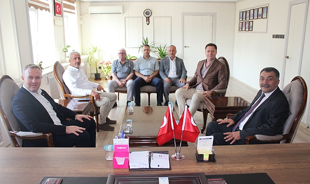 Kırklareli Ticaret ve Sanayi Odası’ndan Defterdar Doğan Adıgüzel’e ‘Hayırlı Olsun’ Ziyareti