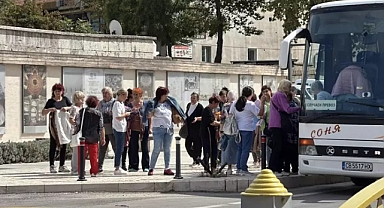 Sınır kapılarında gurbetçi yoğunluğunun bittiği Edirne'ye Bulgar ve Yunan turist akını