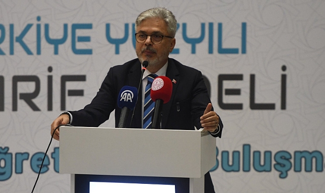 "TÜRKİYE YÜZYILI MAARİF MODELİ FORMATÖR ÖĞRETMENLER BULUŞMASI" BURSA'DA GERÇEKLEŞTİRİLDİ