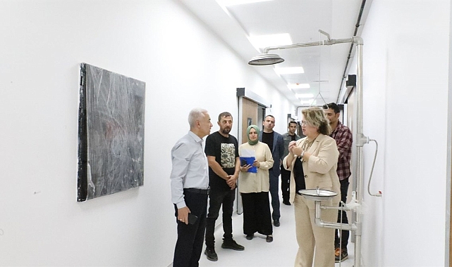 Vali Uğur Turan, Yeni Sağlık Kompleksinde İncelemelerde Bulundu