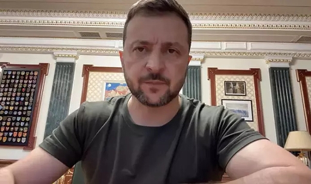 Zelenski: Moskova’nın planlarını biliyoruz, buna göre hareket edeceğiz