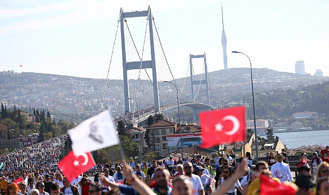 46. İSTANBUL MARATONU İLKLERE KOŞUYOR