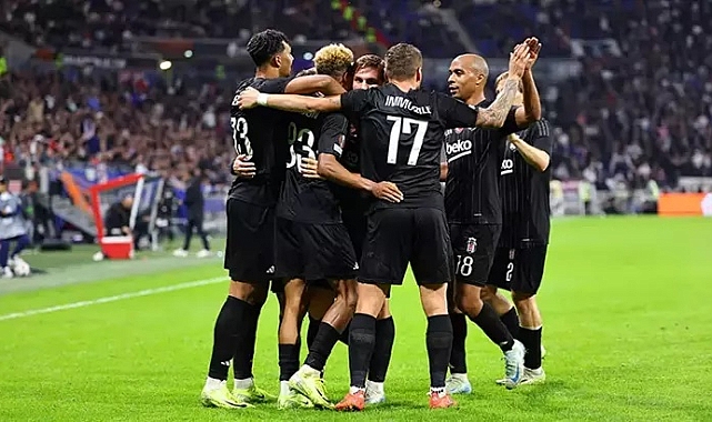 Beşiktaş derbi maçta Galatasaray deplasmanına çıkacak