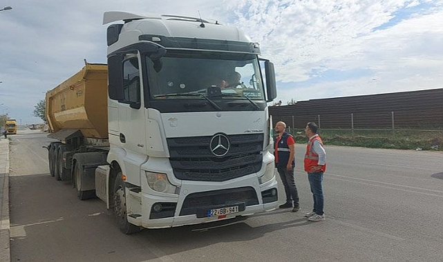 HAFRİYAT KAMYONLARI DENETLENİYOR