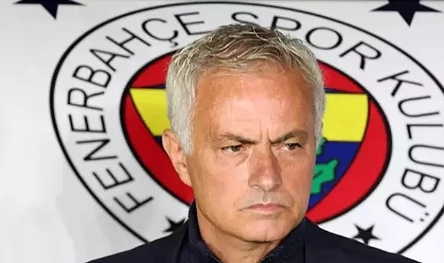 Jose Mourinho: Bu sezon ve gelecek sezon Fenerbahçe'nin başındayım