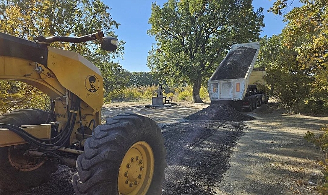 Kırklareli Belediyesi Yol Bakım Onarım Çalışmalarına Devam Ediyor