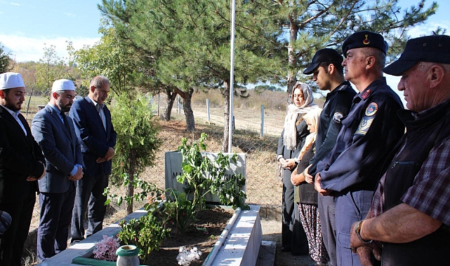 Şehit Mahmut Dalgıç’ın Kabri Ziyaret Edildi