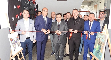 Vize'de "Sanat Var" Sergisi Açıldı