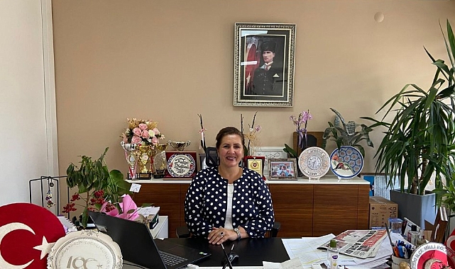 "Atatürk'ü Şükran ve Minnetle Anıyoruz"