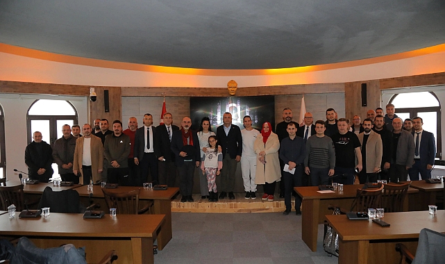 EDİRNE BELEDİYESİ'NDEN 64 AMATÖR SPOR KULÜBÜNE DESTEK