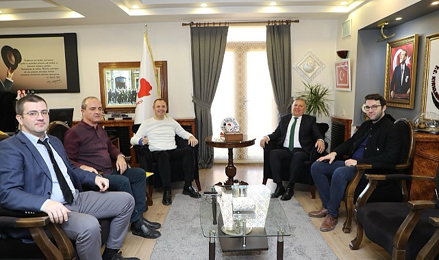Kırklareli Belediye Başkanı Derya Bulut, PTT Yetkililerini Ağırladı