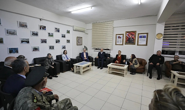 Kırklareli Valisi Uğur Turan'dan Huzurevi Ziyareti