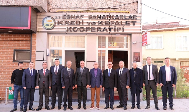 Kırklareli Valisi Uğur Turan, Esnaf ve Kurum Temsilcilerine İade-i Ziyarette Bulundu