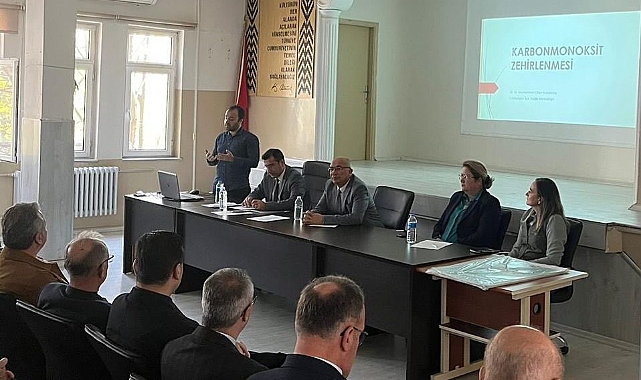 Lüleburgaz Muhtarlar Toplantısında Su Güvenliği ve Kış Tedbirleri Gündeme Alındı