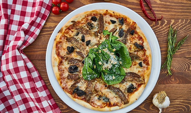 Pizza Tarifleri: Kadınların En Sevdiği Lezzetlere Yakın Bakış