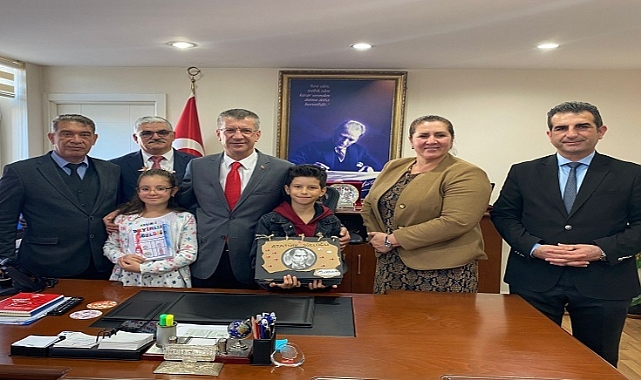 Sözlük Hazırlama Yarışmasında İl Birincisi Olan Öğrenciler Kaymakam Orhan'ı Ziyaret Etti