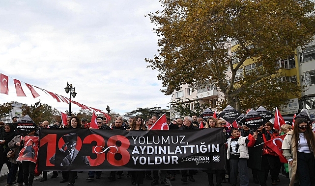TEKİRDAĞ ATATÜRK İÇİN YÜRÜDÜ