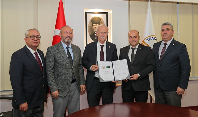 TRAKYA ÜNİVERSİTESİ İLE YEŞİLAY EDİRNE ŞUBESİ ARASINDA BAĞIMLILIKLA MÜCADELE PROTOKOLÜ İMZALANDI