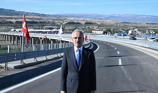 YOLLARA MOTORCU DOSTU BARİYER
