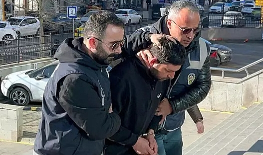 127 yıl kesinleşmiş hapis cezası bulunan firari hükümlü yakalandı