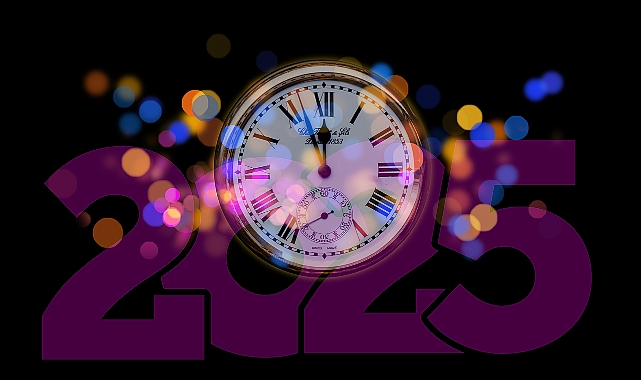 2025 Yılında Tatil Planınızı Şimdiden Yapın! Resmî Tatil Günleri Hangi Günlere Denk Geliyor?