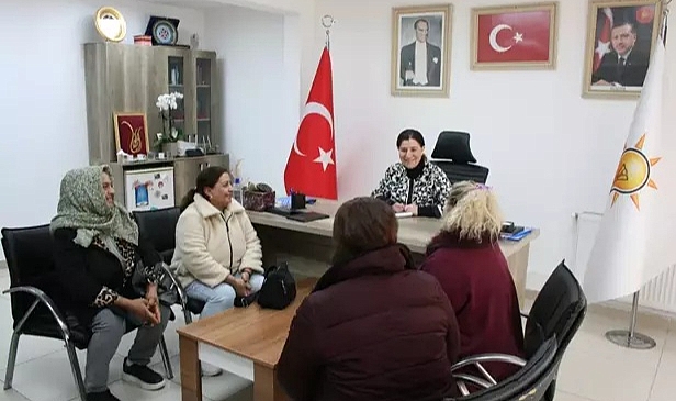 AK Parti'li Aksal, vatandaşlarla buluşarak sorunlarını dinledi