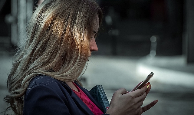 Akıllı Telefonlar: Hayatımızdaki Yeri ve Önemi!